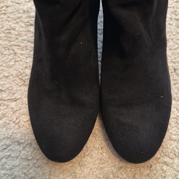 Charlotte Russe Allen Faux Suede Ankle Booties Size 10 Color Black - Picture 8 of 9